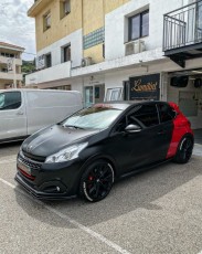 208 GTI coupe franche noir matte